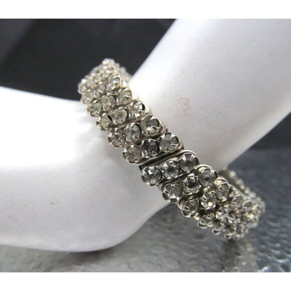 Vintage Expandable Rhinestone Bracelet Made in Japan - Picture 2 of 10